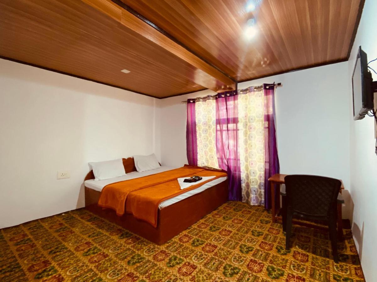 Hotel Border View Kargil Exteriér fotografie